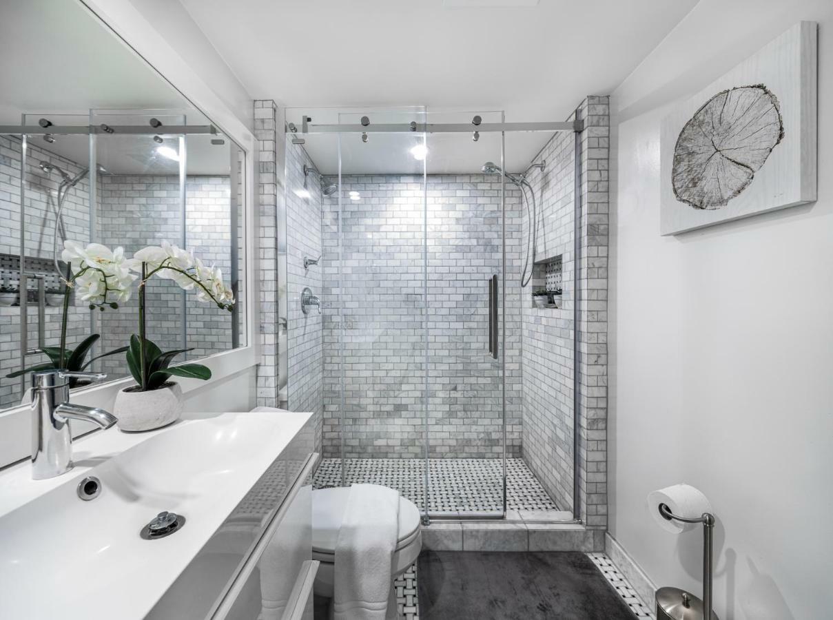 The Lookout Penthouse // A Luxe Suite In Whistler Exterior foto