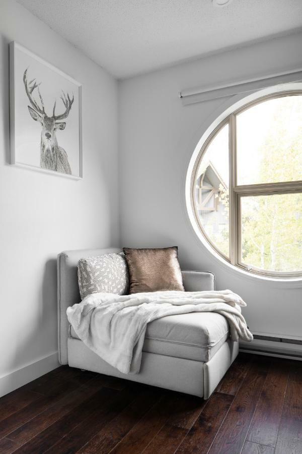 The Lookout Penthouse // A Luxe Suite In Whistler Exterior foto